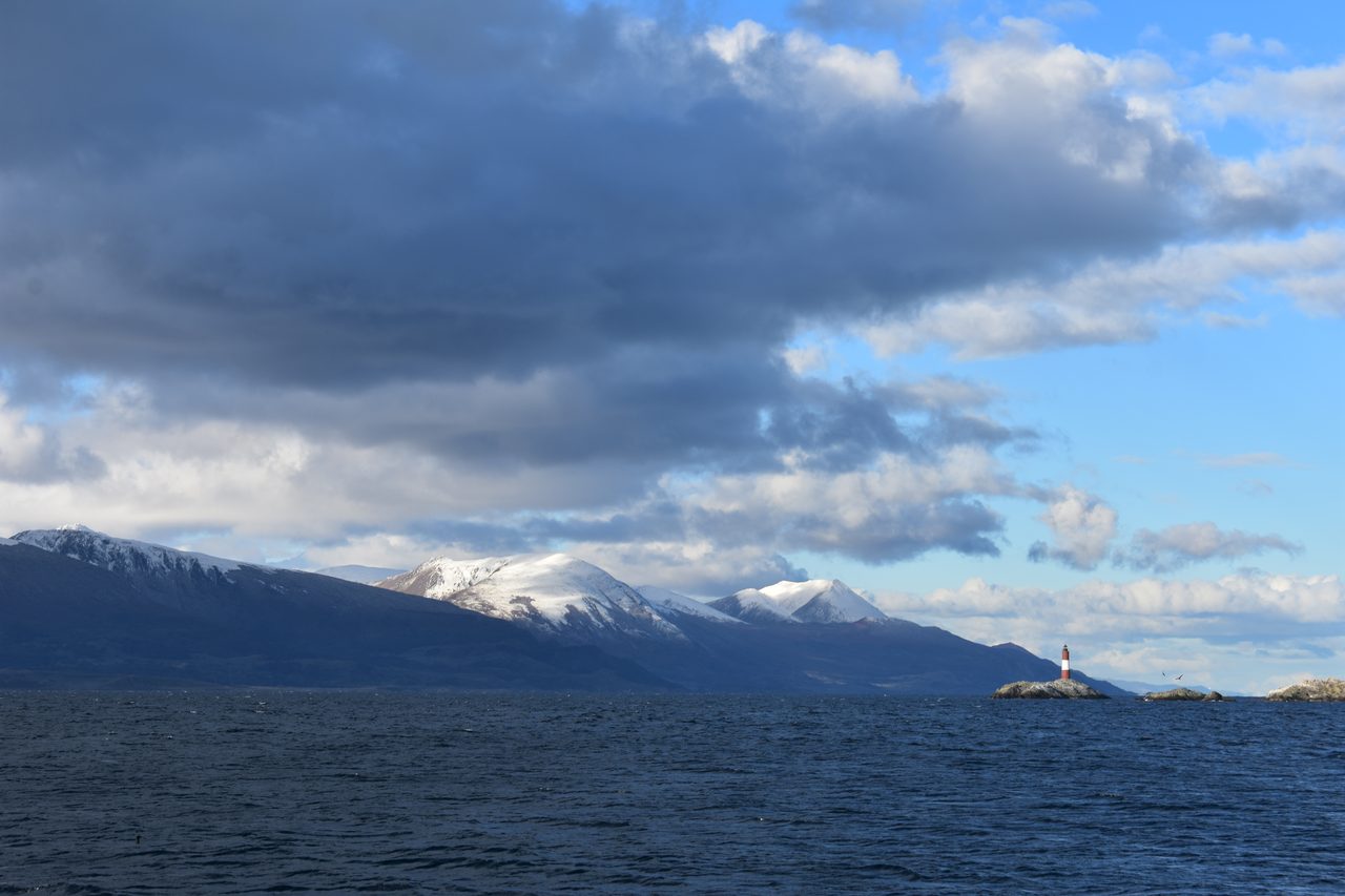 Ushuaia, Beagle Channel Boat Tour, Laguna Esmeralda and Parque Nacional Tierra del Fuego