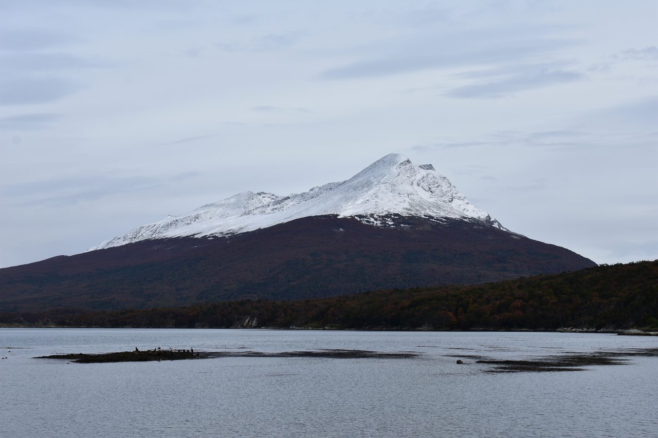 Ushuaia, Beagle Channel Boat Tour, Laguna Esmeralda and Parque Nacional Tierra del Fuego