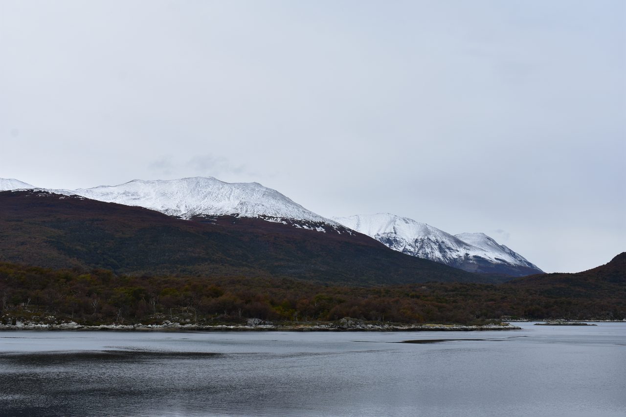 Ushuaia, Beagle Channel Boat Tour, Laguna Esmeralda and Parque Nacional Tierra del Fuego