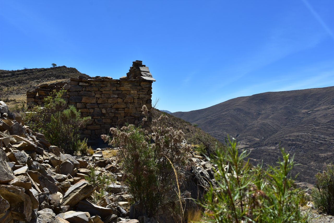 Maragua Crater Hike