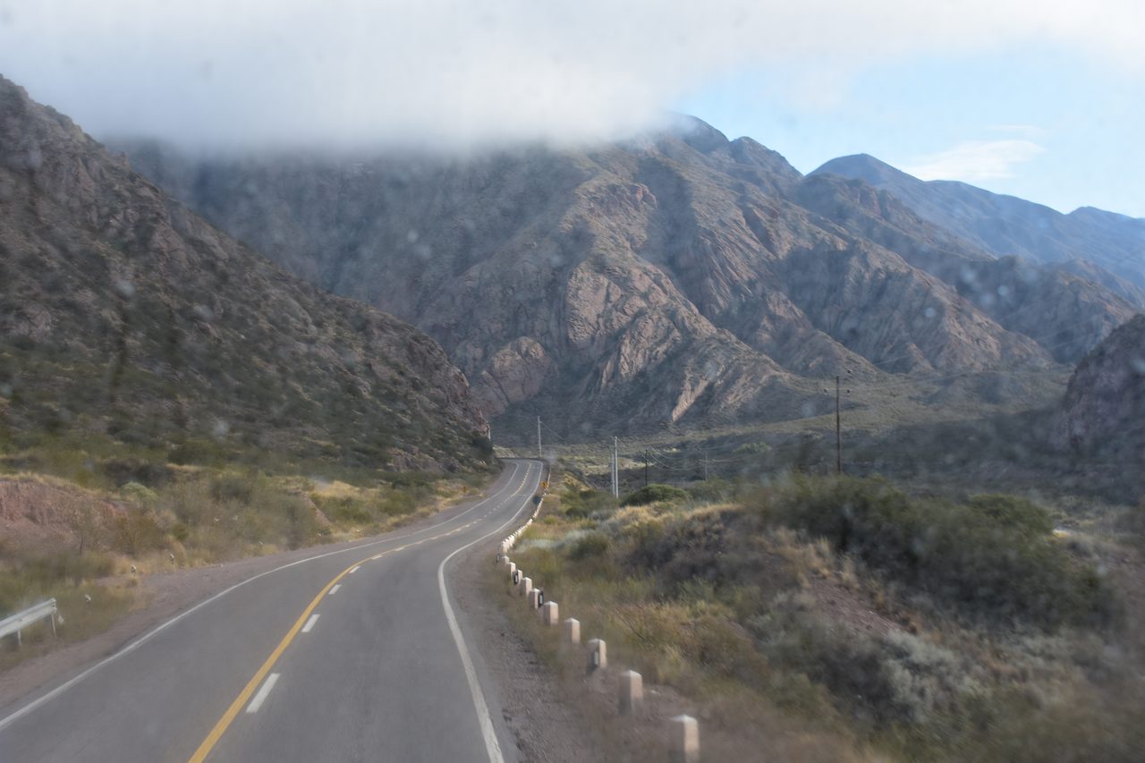 Paso Internacional Los Libertadores - A bus journey from Mendoza to Santiago