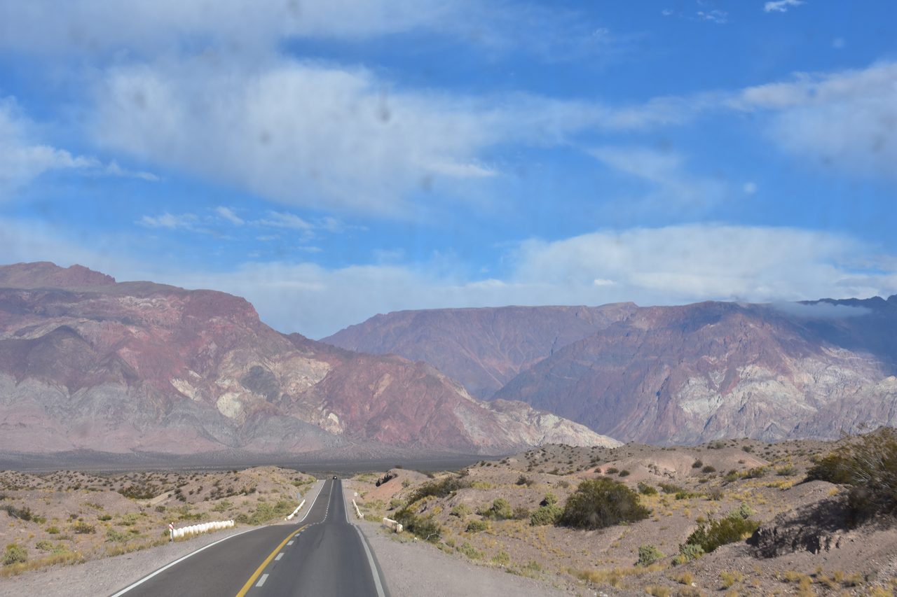 Paso Internacional Los Libertadores - A bus journey from Mendoza to Santiago