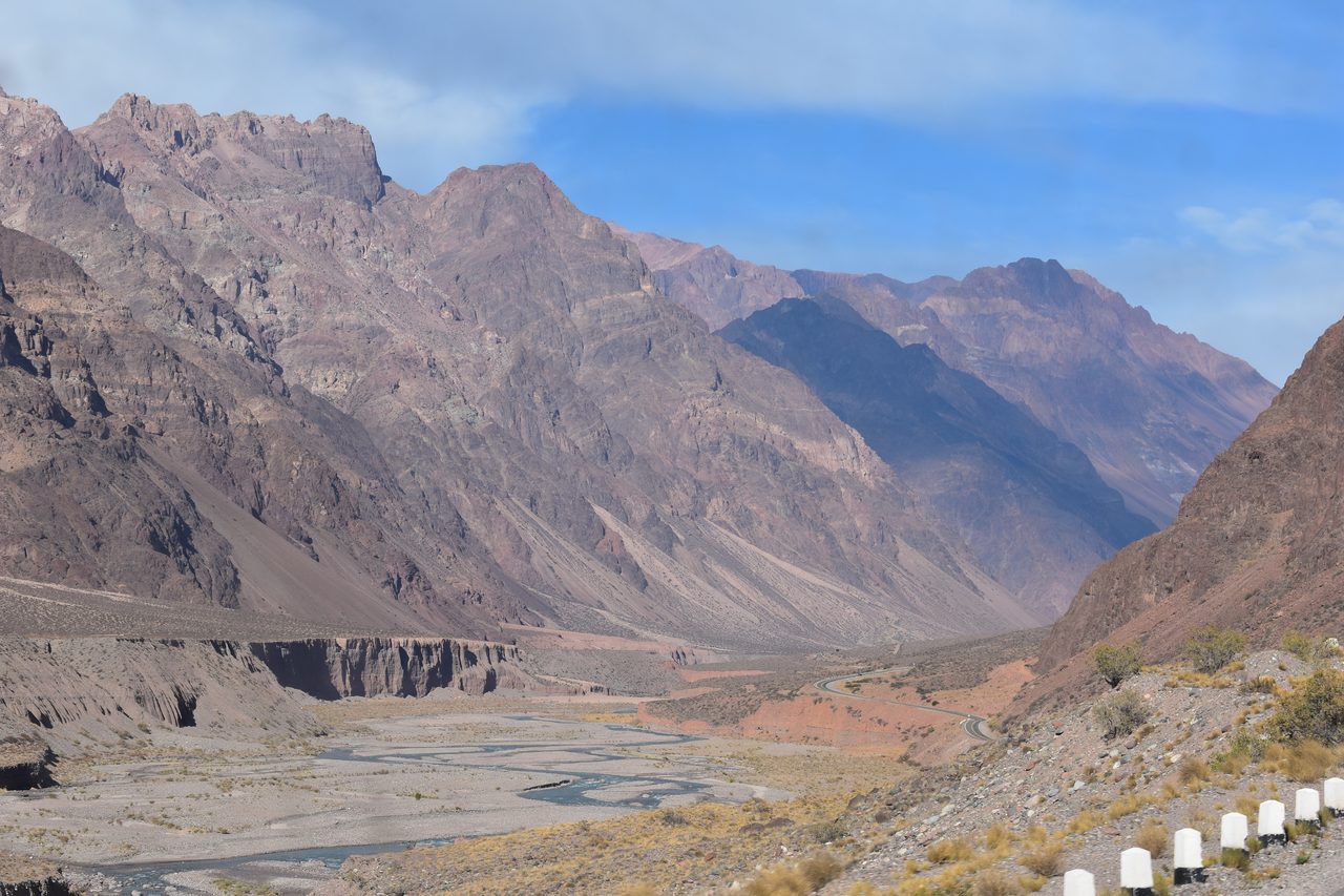 Paso Internacional Los Libertadores - A bus journey from Mendoza to Santiago