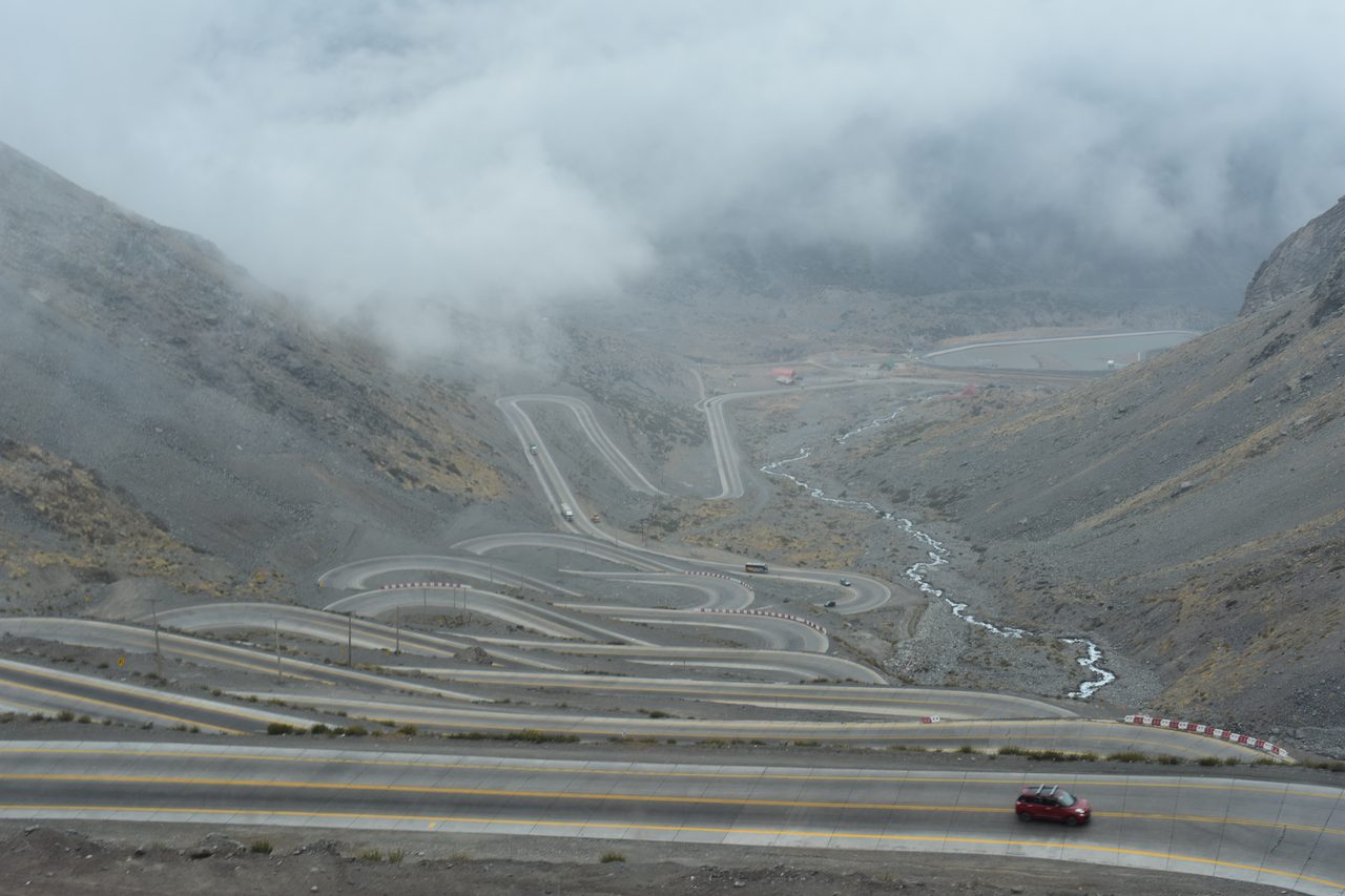 Paso Internacional Los Libertadores - A bus journey from Mendoza to Santiago
