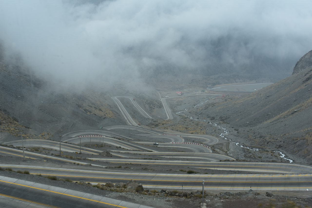 Paso Internacional Los Libertadores - A bus journey from Mendoza to Santiago