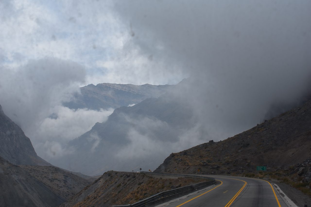 Paso Internacional Los Libertadores - A bus journey from Mendoza to Santiago