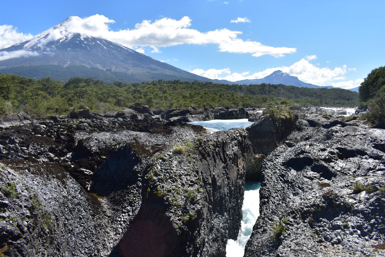 Puerto Varas, Saltos de Petrohue and Largo Todos los Santos