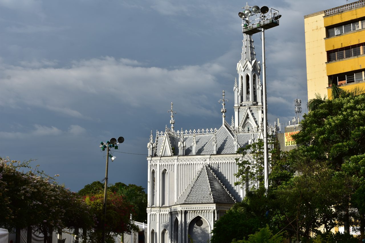 Quito to Cali