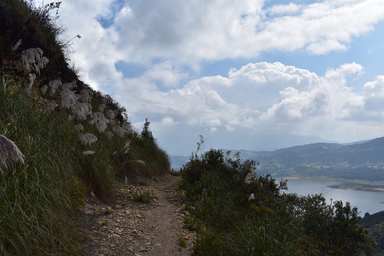 How to hike the Camino del Indio from Bogotá's Cerros to La Calera with the stunning Embalse de San Rafael backdrop