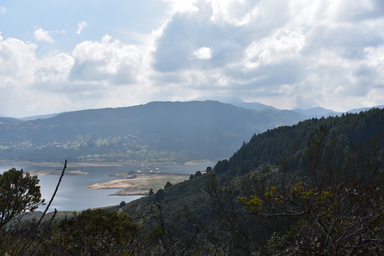 How to hike the Camino del Indio from Bogotá's Cerros to La Calera with the stunning Embalse de San Rafael backdrop