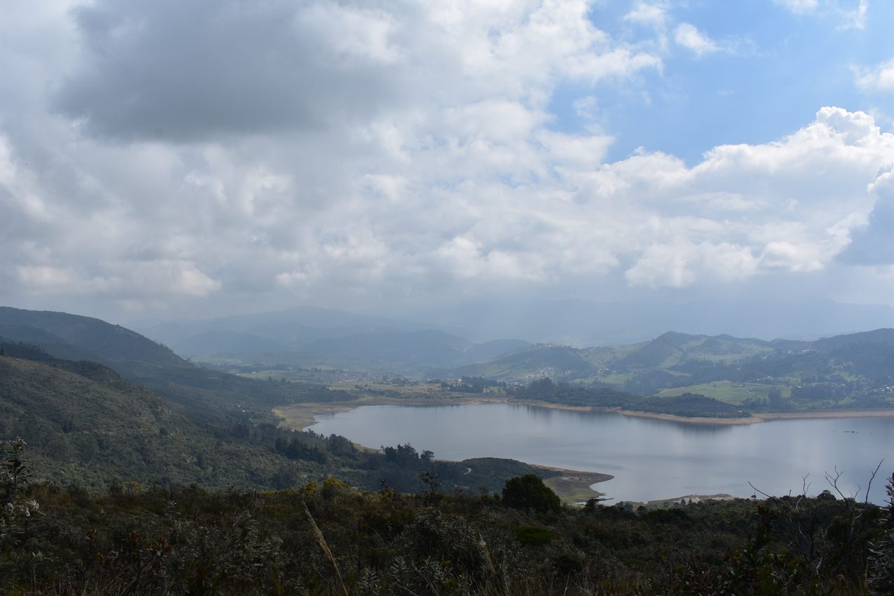 How to hike the Camino del Indio from Bogotá's Cerros to La Calera with the stunning Embalse de San Rafael backdrop