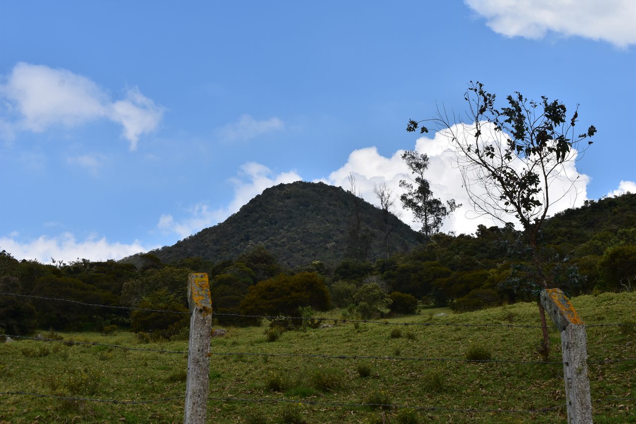 How to hike the Camino del Indio from Bogotá's Cerros to La Calera with the stunning Embalse de San Rafael backdrop