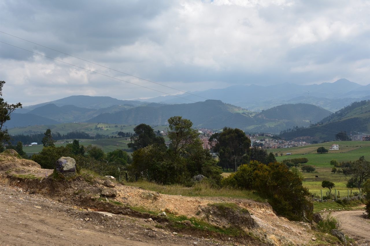 How to hike the Camino del Indio from Bogotá's Cerros to La Calera with the stunning Embalse de San Rafael backdrop