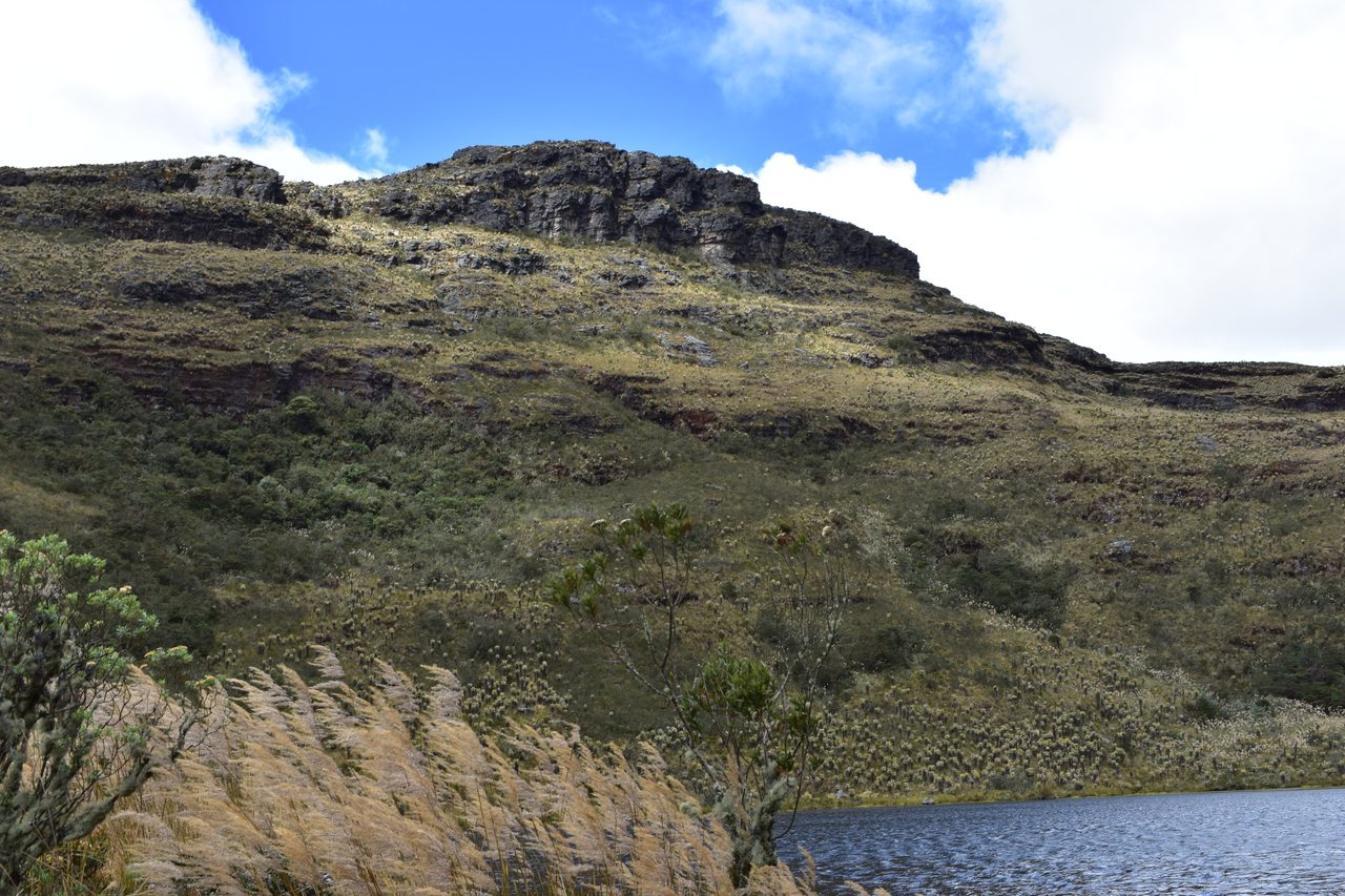 How to hike to Laguna de Iguaque and Mirador El Santo from Villa de Leyva