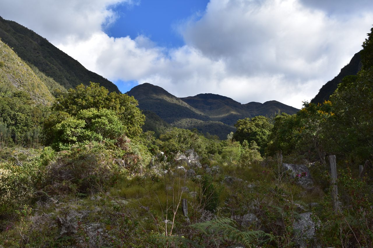 How to hike to Laguna de Iguaque and Mirador El Santo from Villa de Leyva