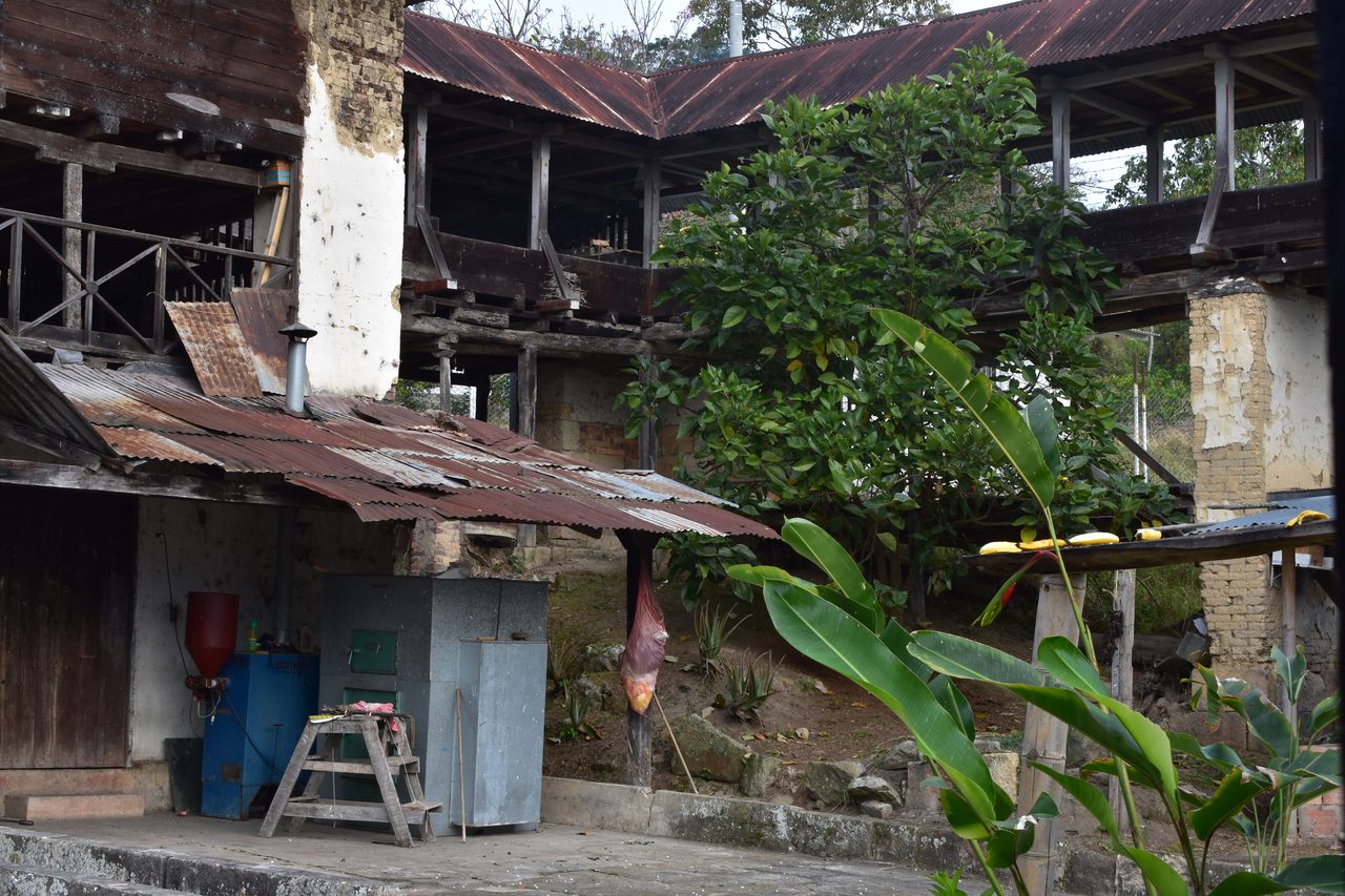 Escape the city and spend the weekend visiting Cerro Quininí, Tibacuy, just outside of Bogotá