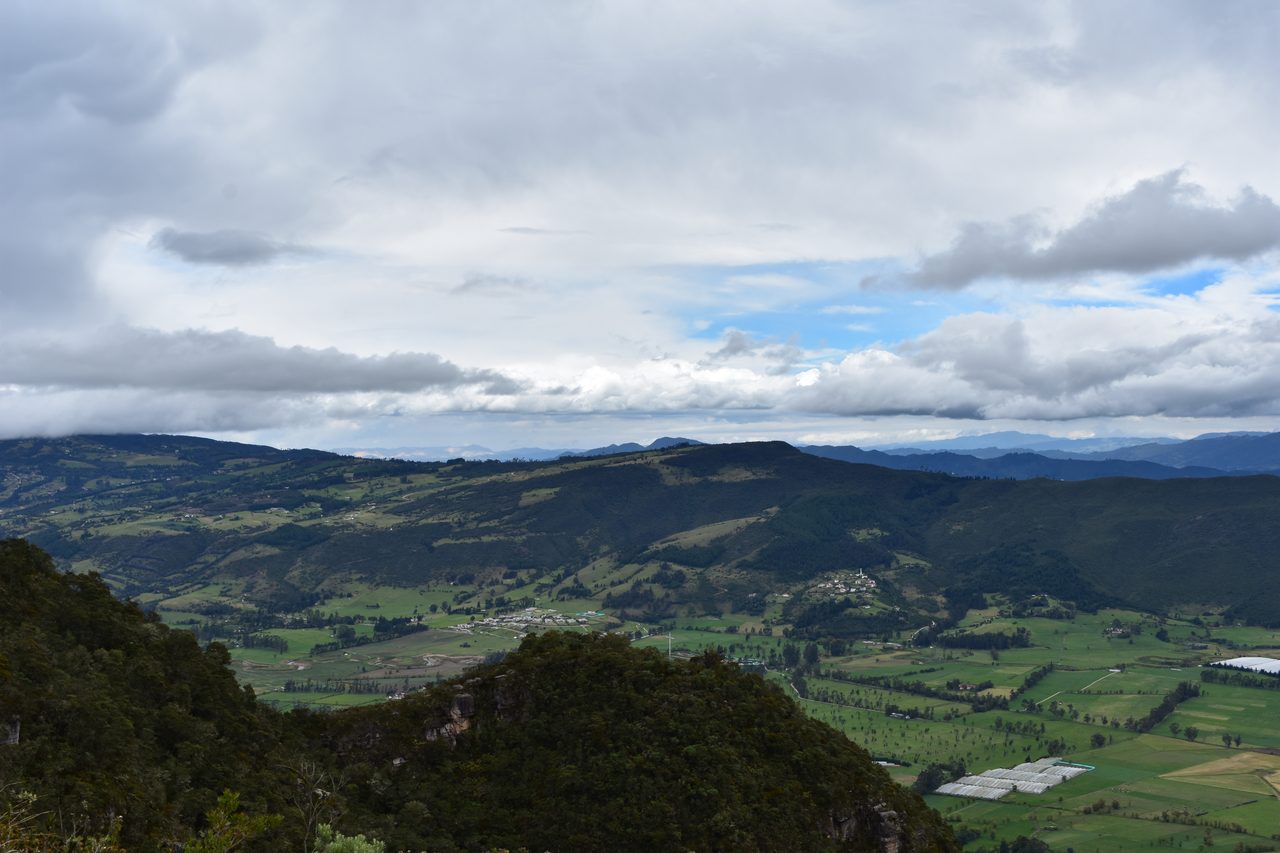 Enjoy the Stunning Tranquil Views Hiking Around Pionono Park, Bogotá