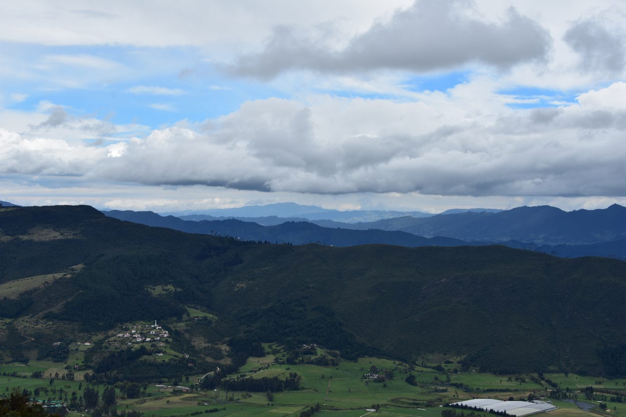 Enjoy the Stunning Tranquil Views Hiking Around Pionono Park, Bogotá
