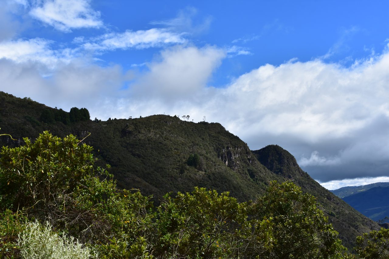 Enjoy the Stunning Tranquil Views Hiking Around Pionono Park, Bogotá