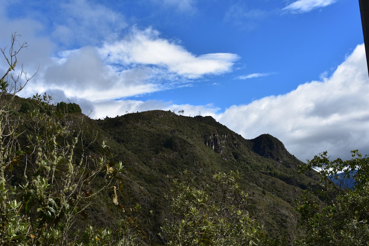 Enjoy the Stunning Tranquil Views Hiking Around Pionono Park, Bogotá