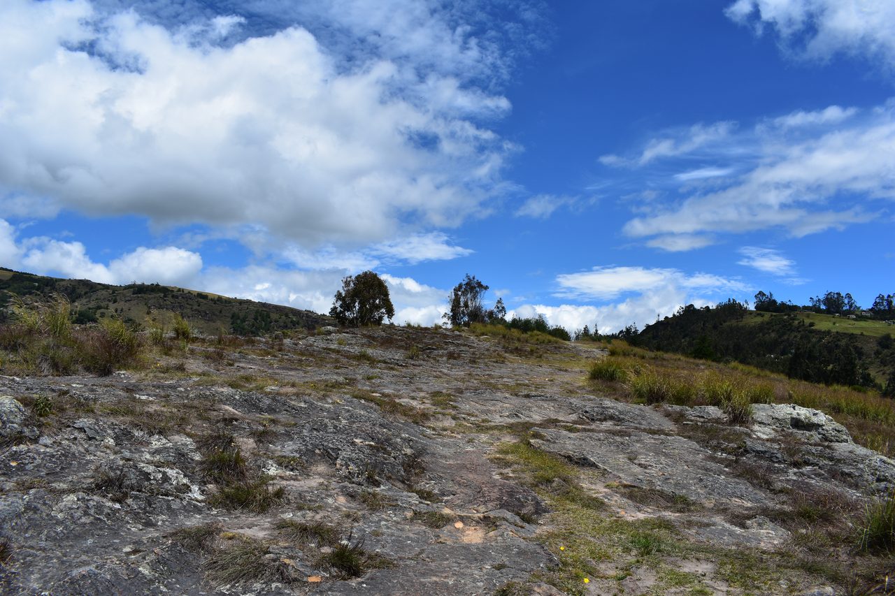 Have an Adventure Weekend, Hiking, Climbing and Cycling in Suesca, Bogotá