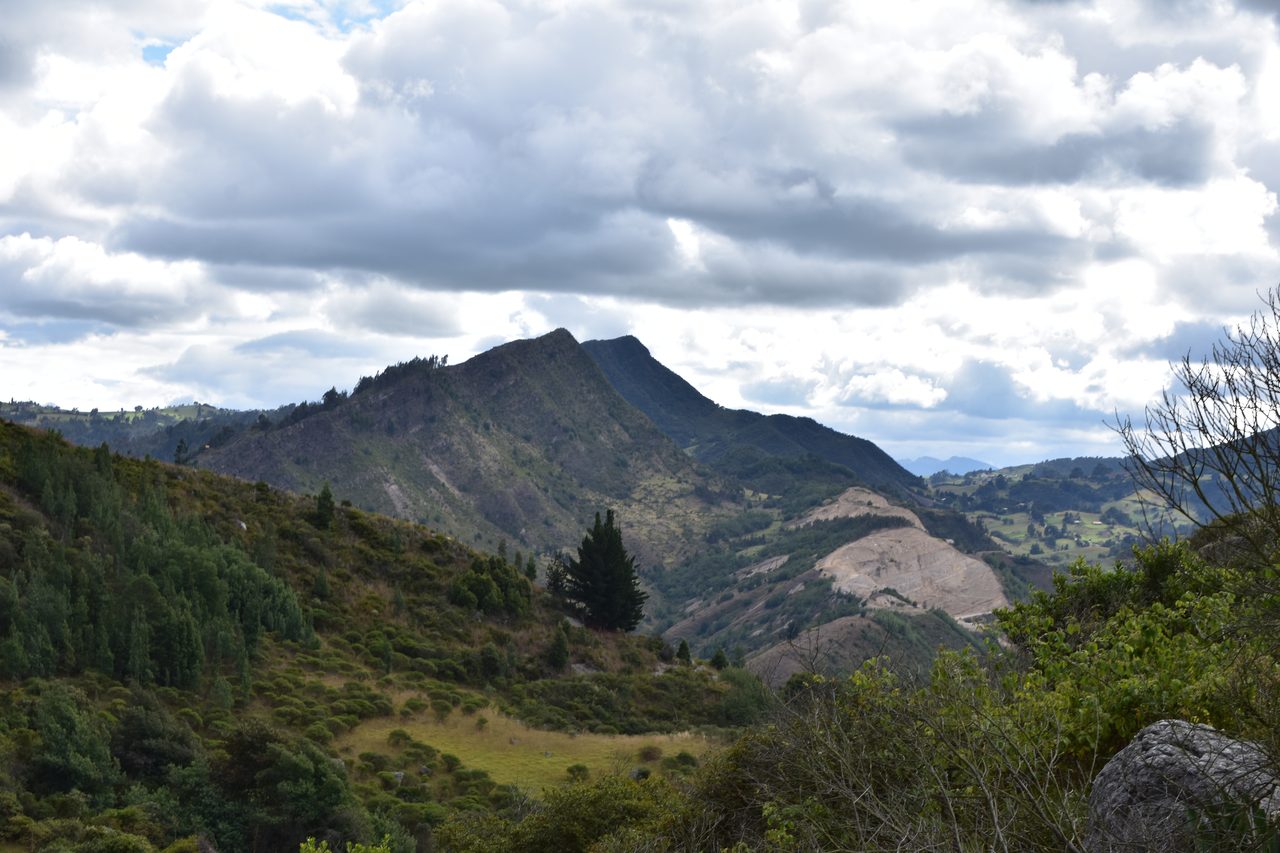 Embrace Adventure and Climb up to the Farallones de Sutatausa, Bogotá