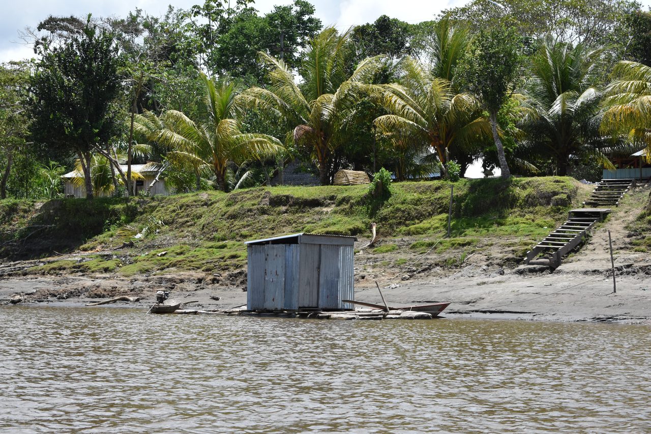 Iquitos, Peru, to El Coca, Ecuador by boat
