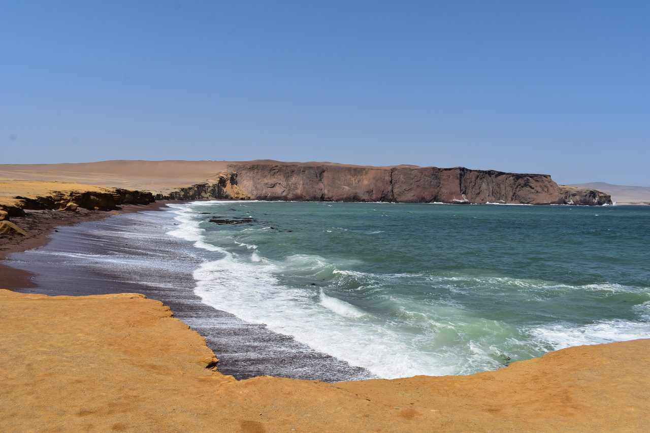 Paracas, Isla Ballesta and Parque National Paracas