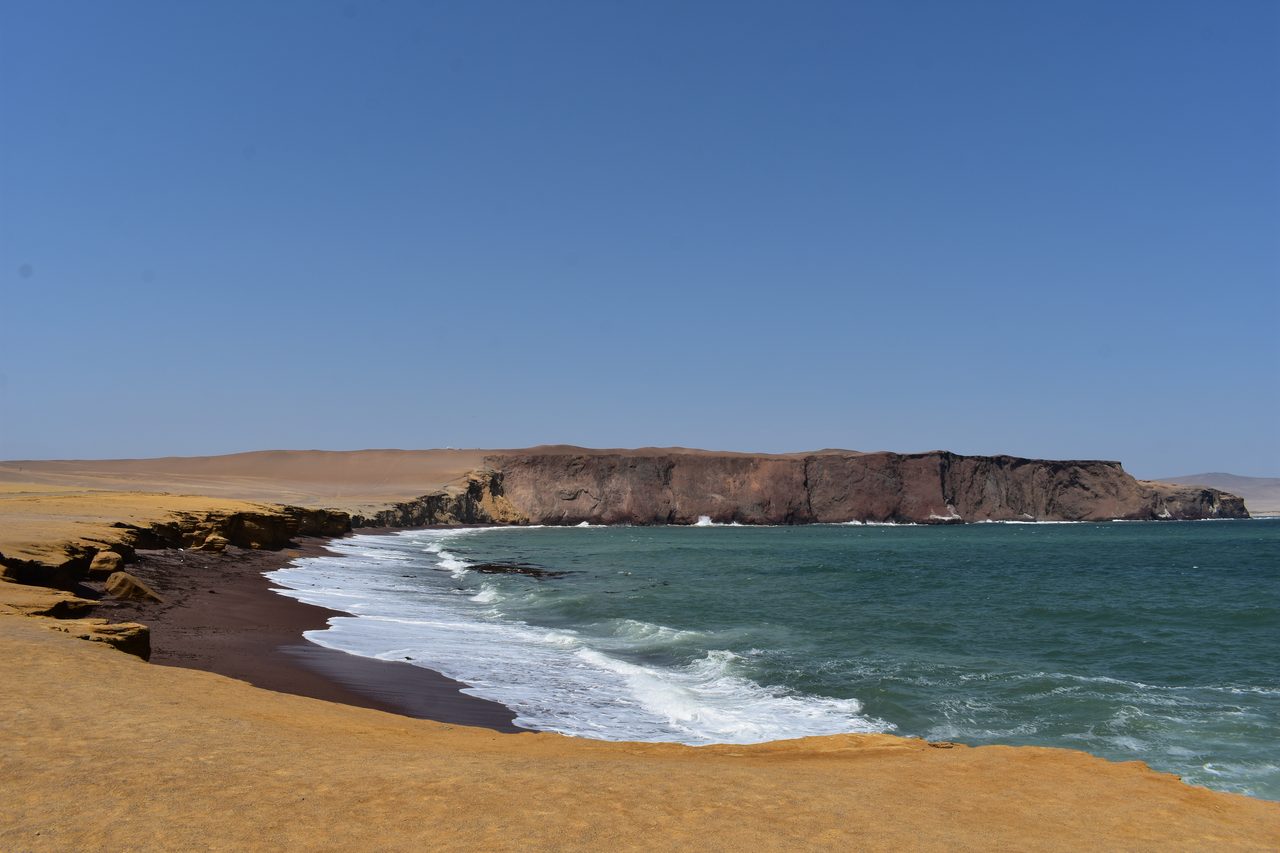 Paracas, Isla Ballesta and Parque National Paracas